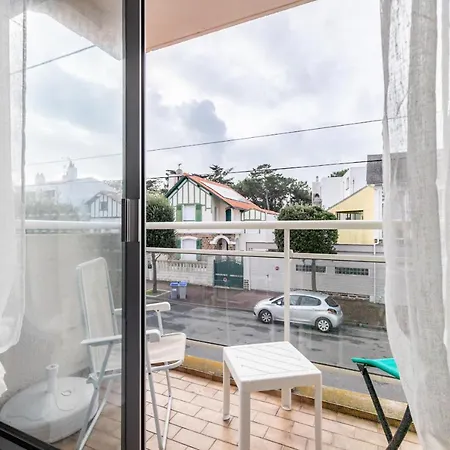 Charmant Appartement A 500M De La Plage Les Sables-d'Olonne Exterior photo